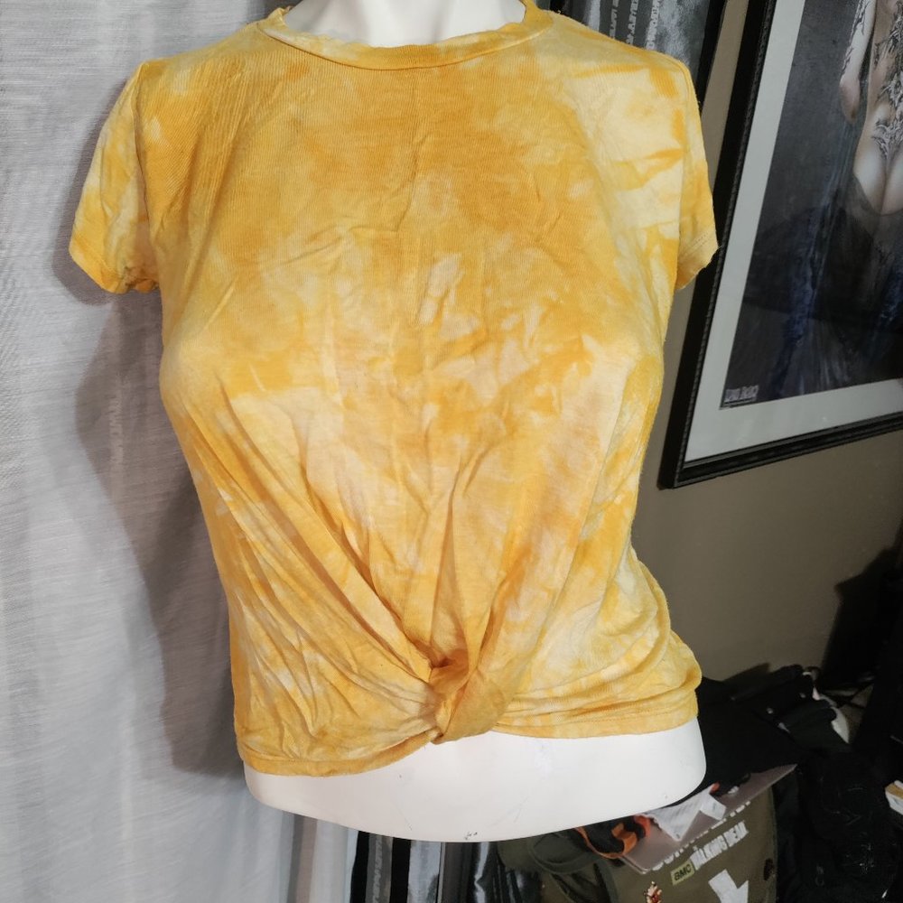 Heart & Hips - Flirty Little Tee
